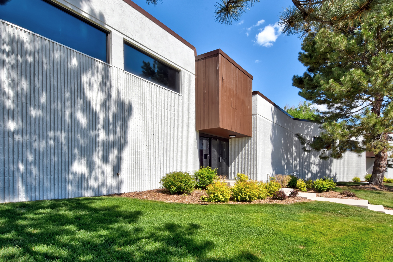 Building located in Boulder, CO Commercial Real Estate For Lease